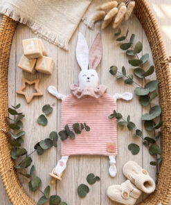 Zajček ninica iz muslina za dojenčke – Mehak in varen prijatelj